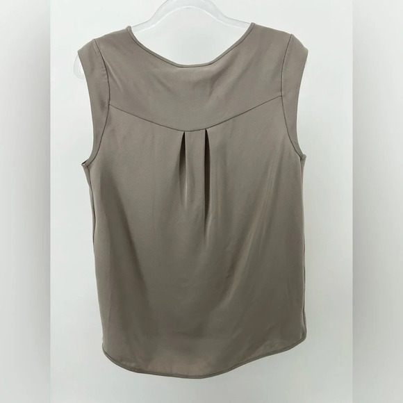 Loro Piana Mae Flowing Cady Top Stretch Silk Top In Taupe Brown Size 40 - Picture 3 of 9